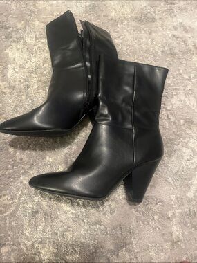 Christian Siriano Black Pointed Toe Mid-Calf Heeled Booties